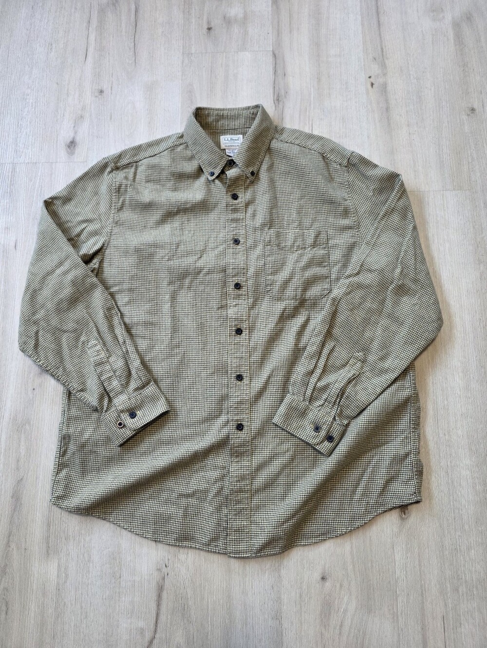 L.L.Bean Men's Wicked Good Flannel Shirt Size L Traditional Fit